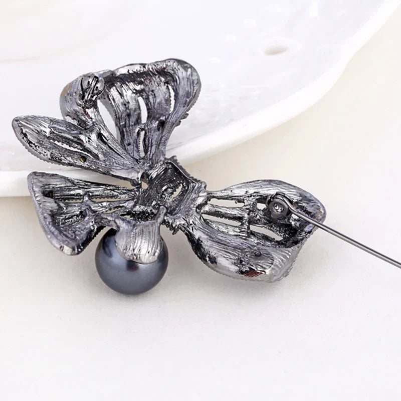 Vintage Pearl Flower Brooch - Hijab Pin