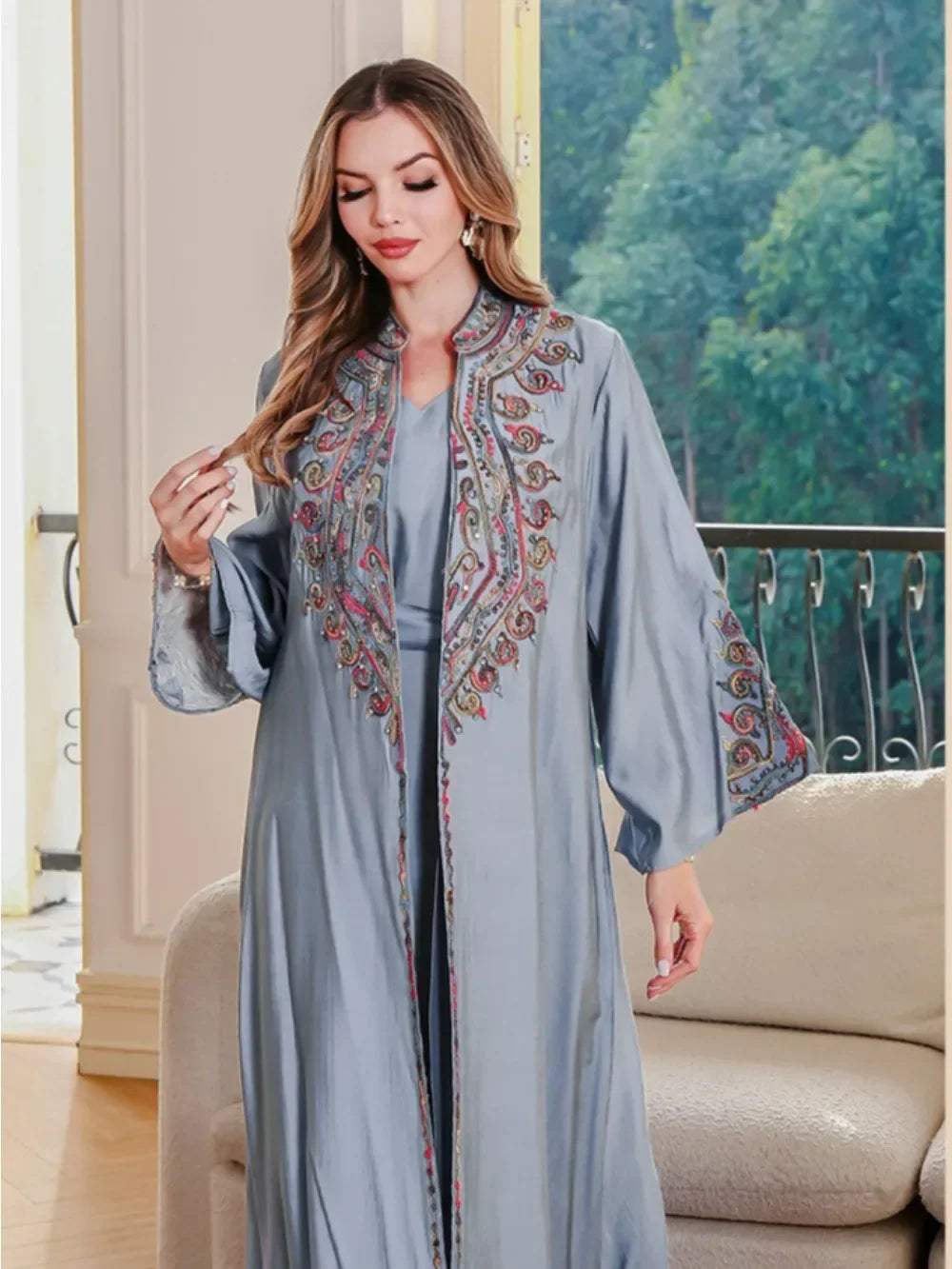 Embroidered Abaya Dress - 2 Piece Emarathi Kaftan